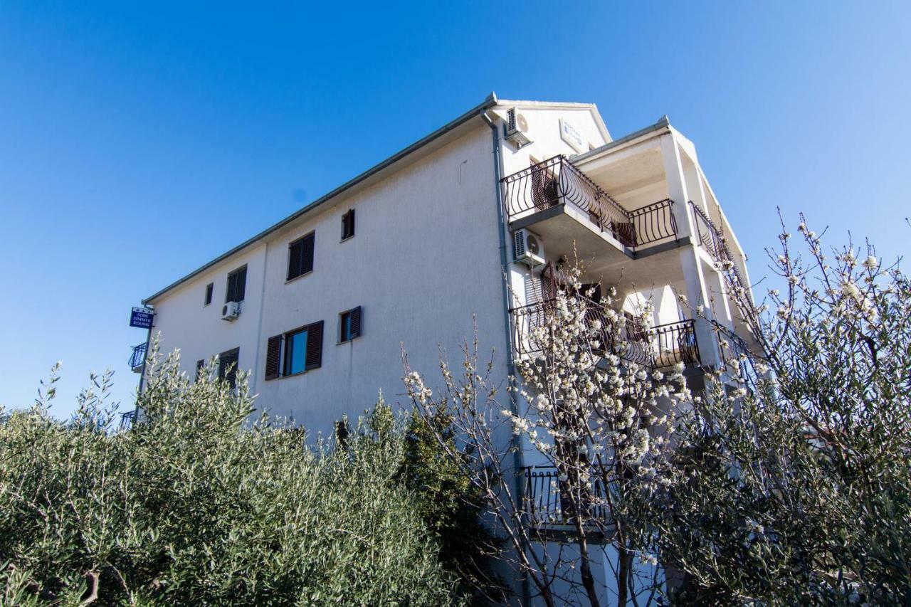 Apartments Jozic سيغيت فغانييتْسا المظهر الخارجي الصورة
