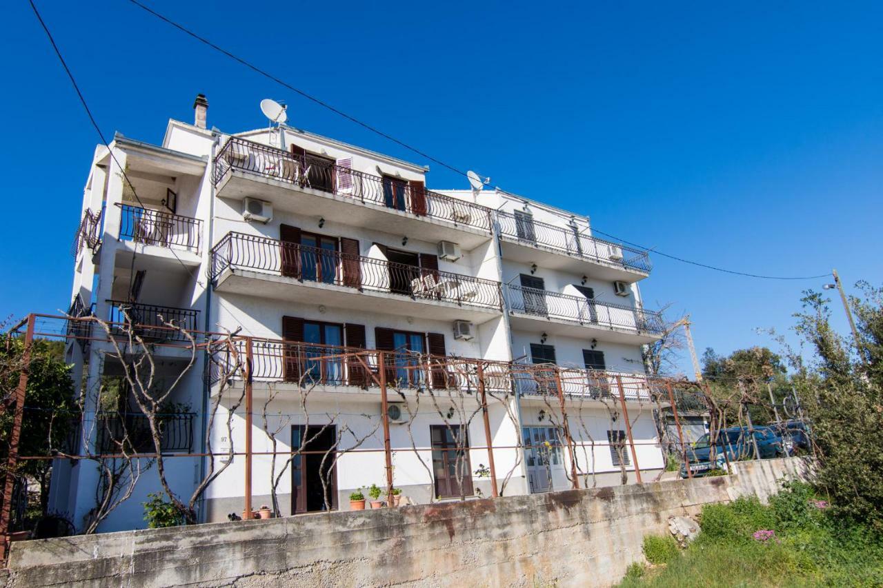 Apartments Jozic سيغيت فغانييتْسا المظهر الخارجي الصورة